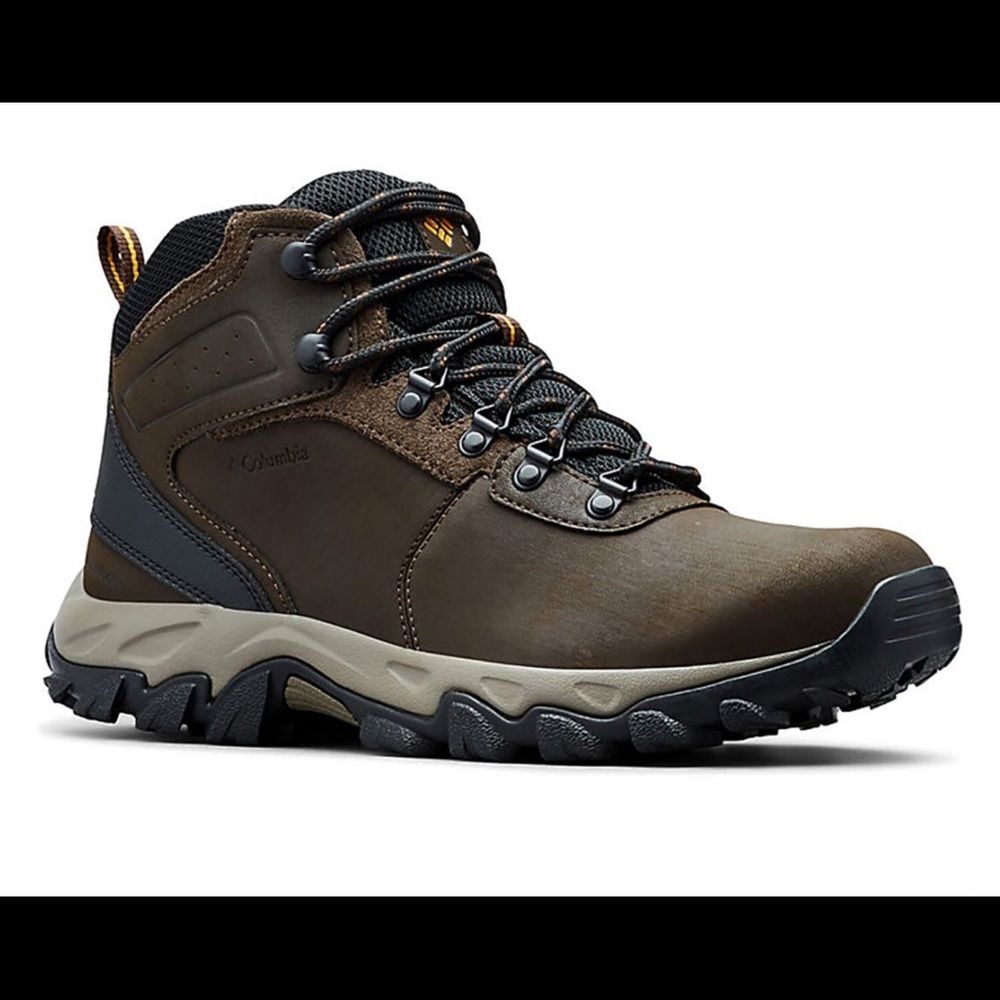 Columbia Men’s Newton Ridge waterproof boots sz 12